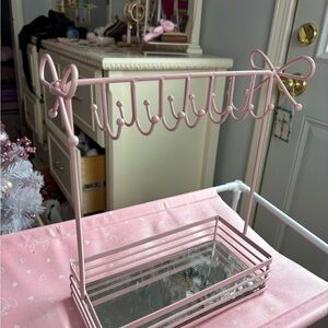 Pink bow coquette jewelry organizer